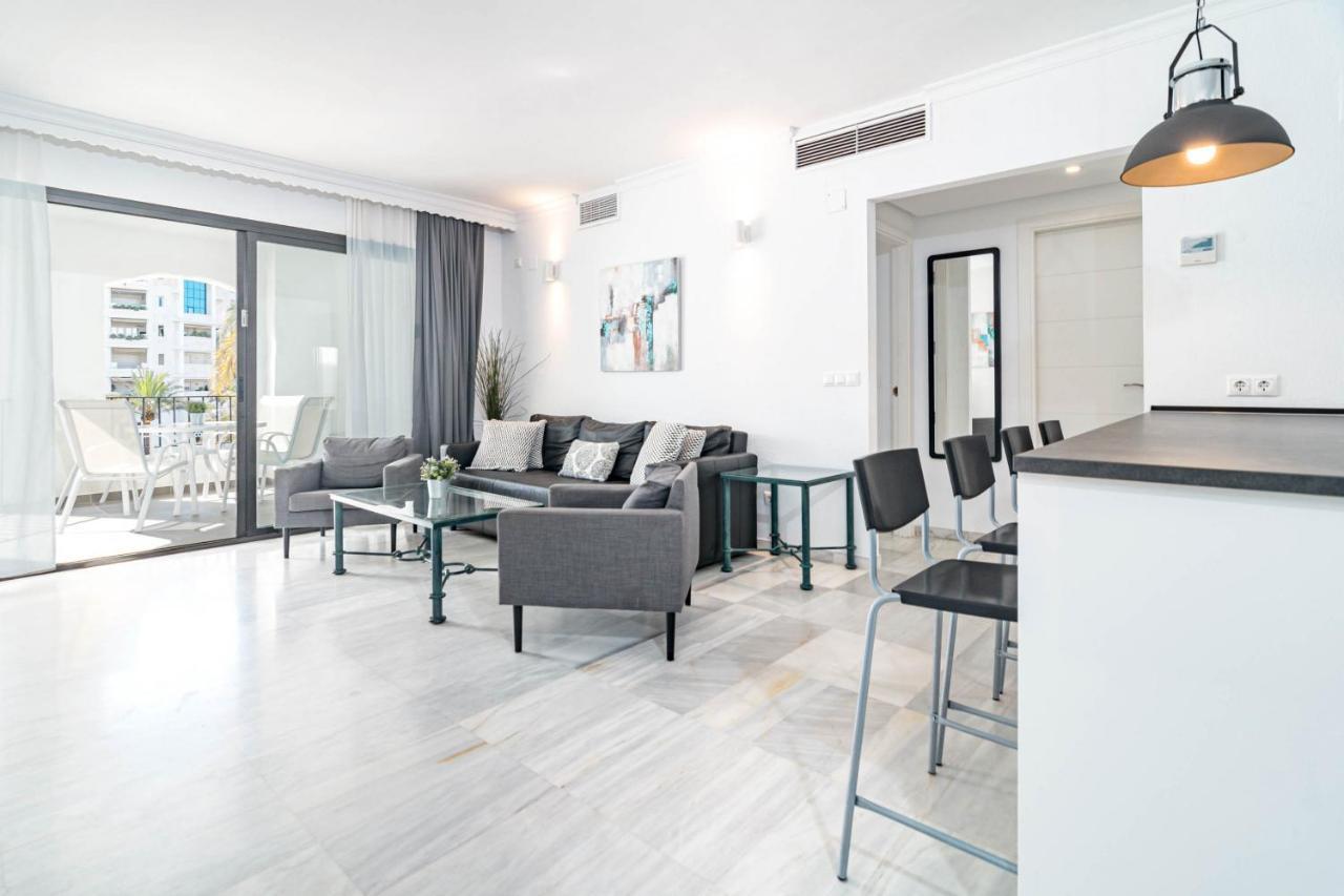 Harbor Getaway In The Heart Of Puerto Banus With Walking Dictance To Everything Marbella Eksteriør billede