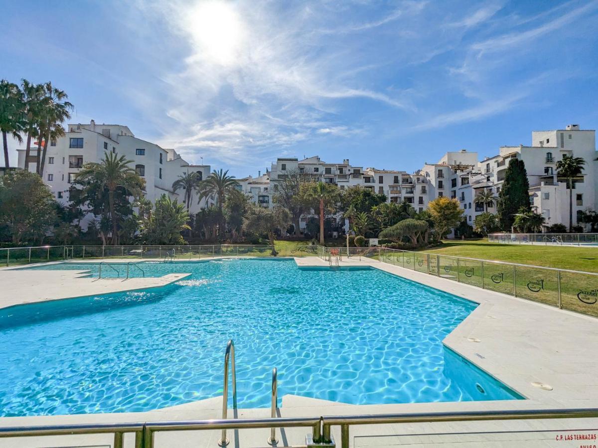 Harbor Getaway In The Heart Of Puerto Banus With Walking Dictance To Everything Marbella Eksteriør billede