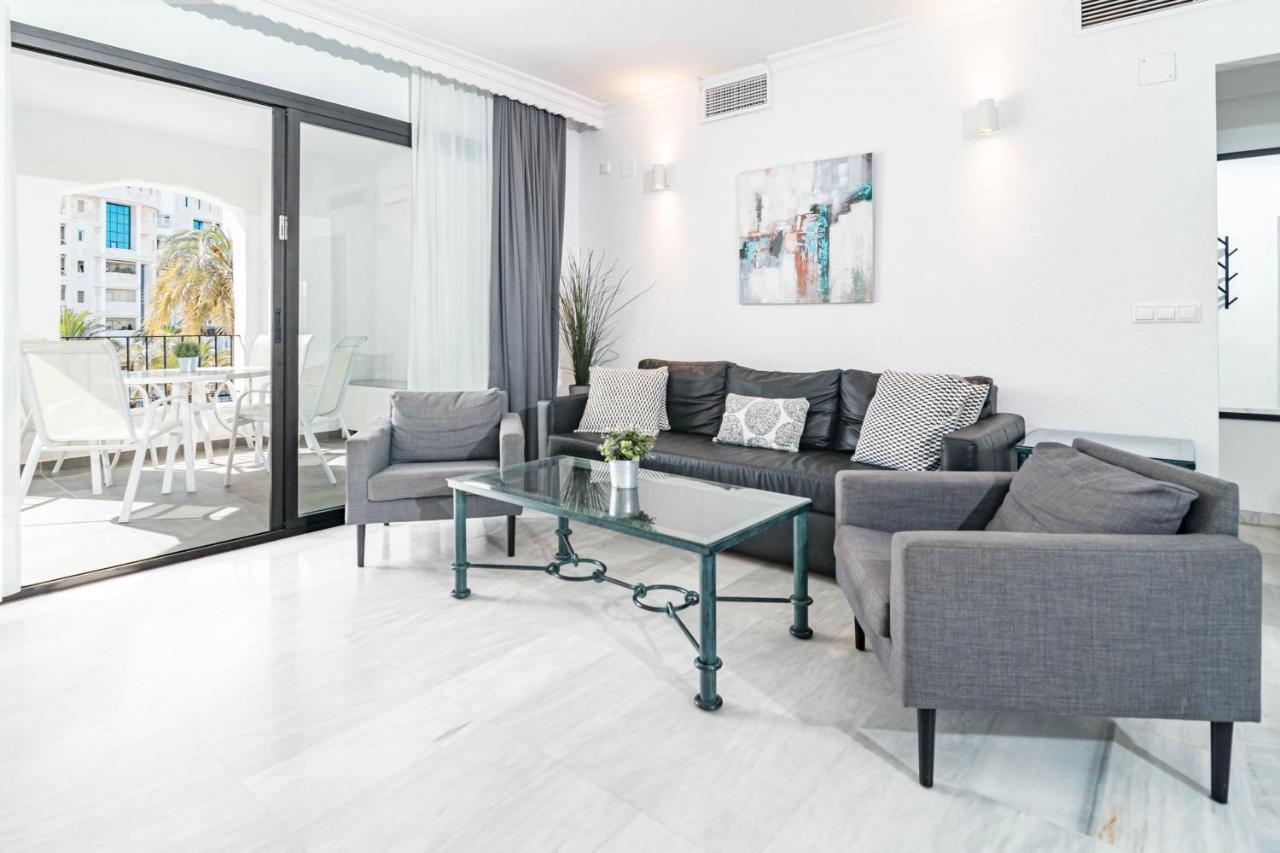 Harbor Getaway In The Heart Of Puerto Banus With Walking Dictance To Everything Marbella Eksteriør billede