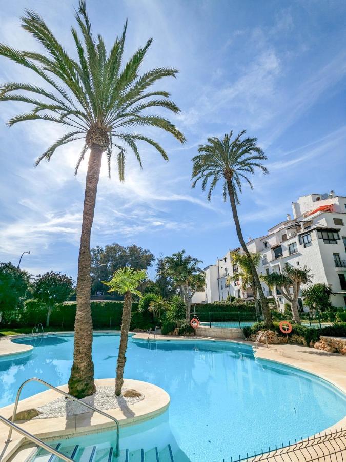 Harbor Getaway In The Heart Of Puerto Banus With Walking Dictance To Everything Marbella Eksteriør billede