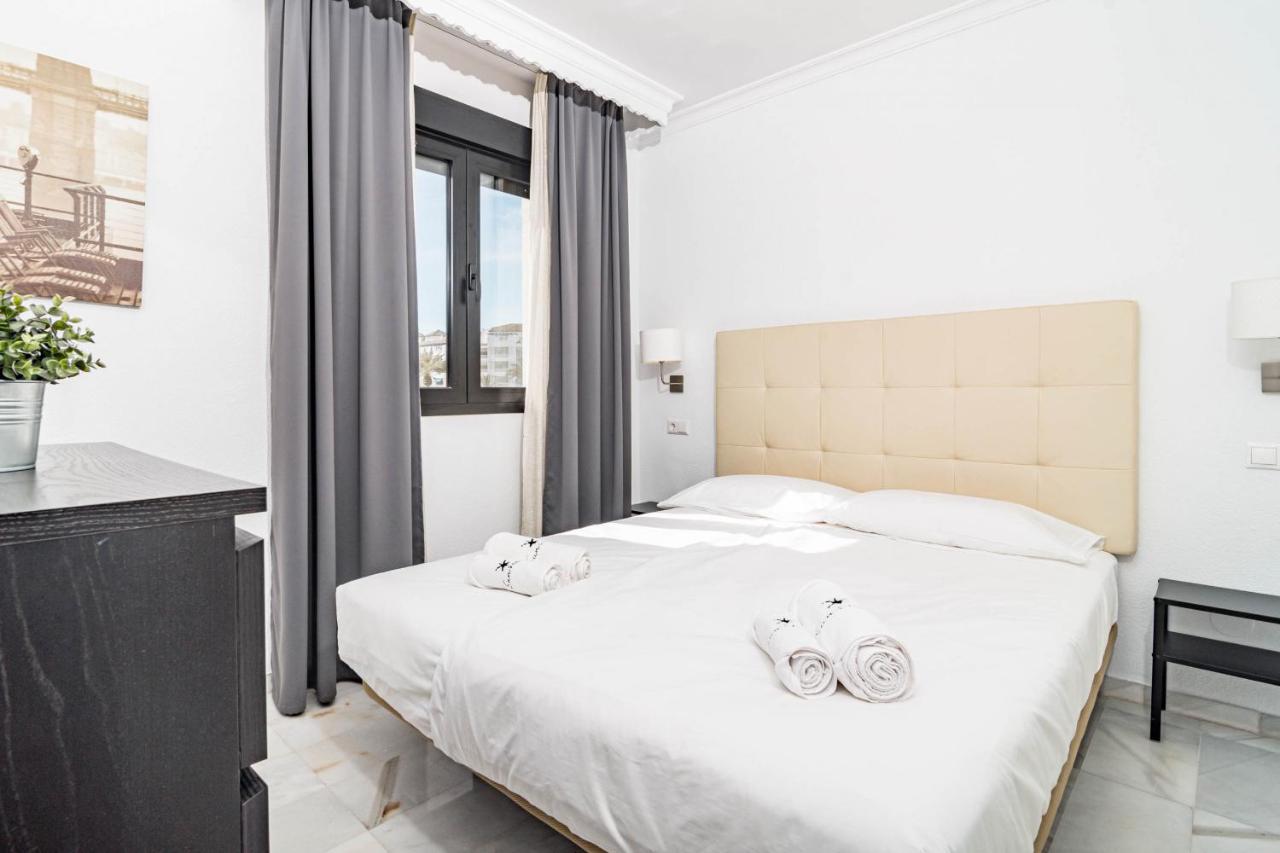 Harbor Getaway In The Heart Of Puerto Banus With Walking Dictance To Everything Marbella Eksteriør billede
