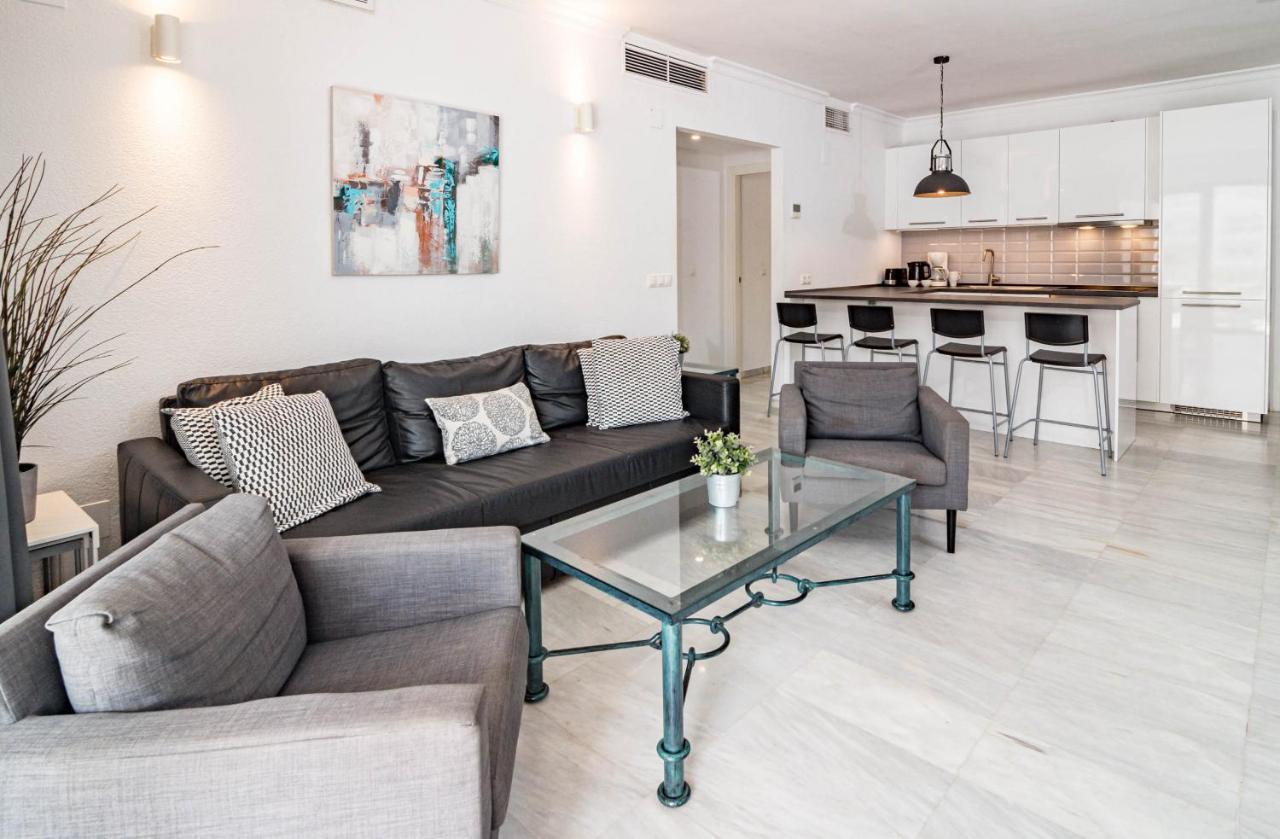 Harbor Getaway In The Heart Of Puerto Banus With Walking Dictance To Everything Marbella Eksteriør billede